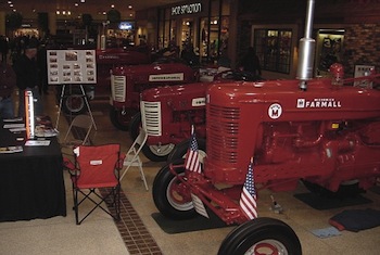 IH Tractor